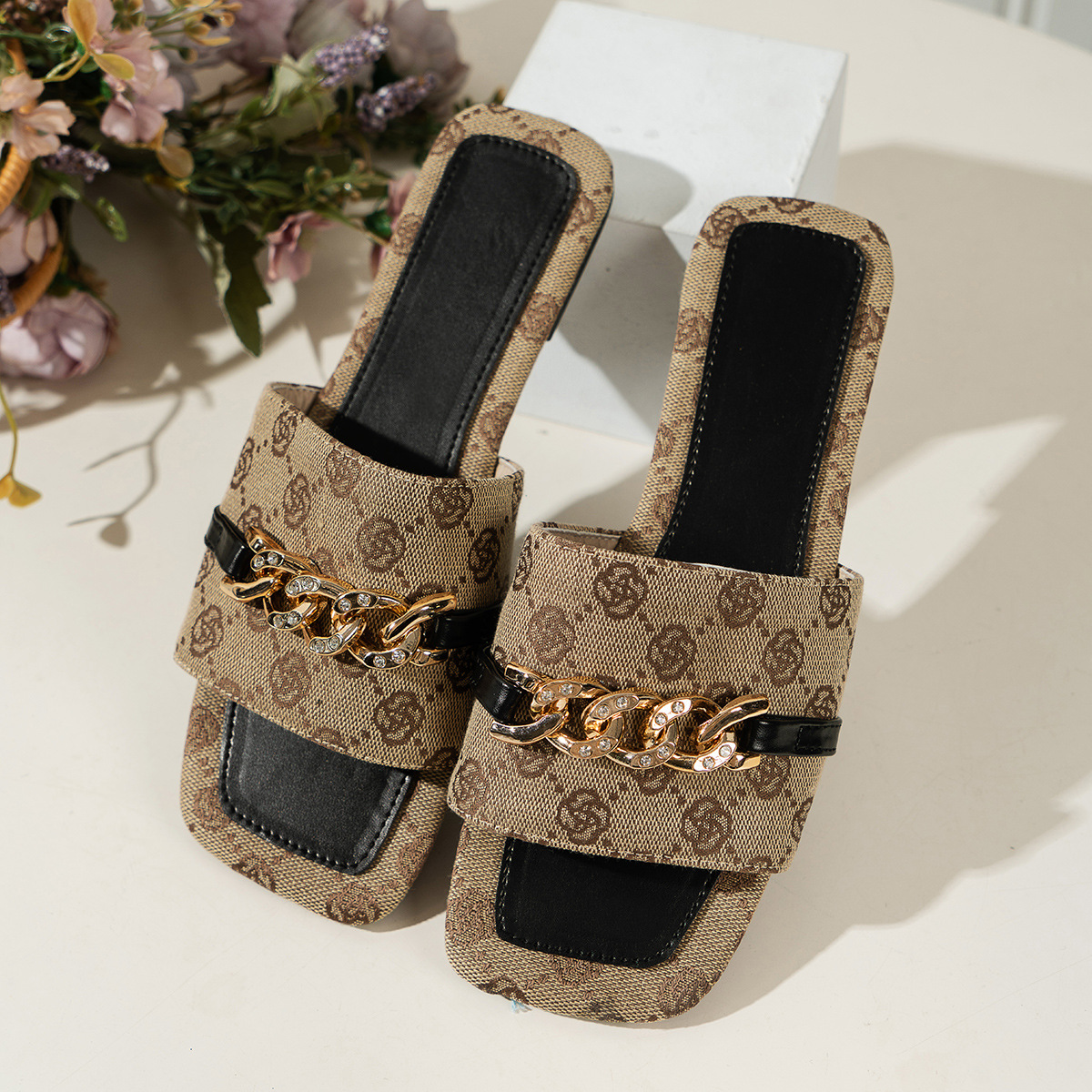 Chain-Decorated Open Toe Sandals