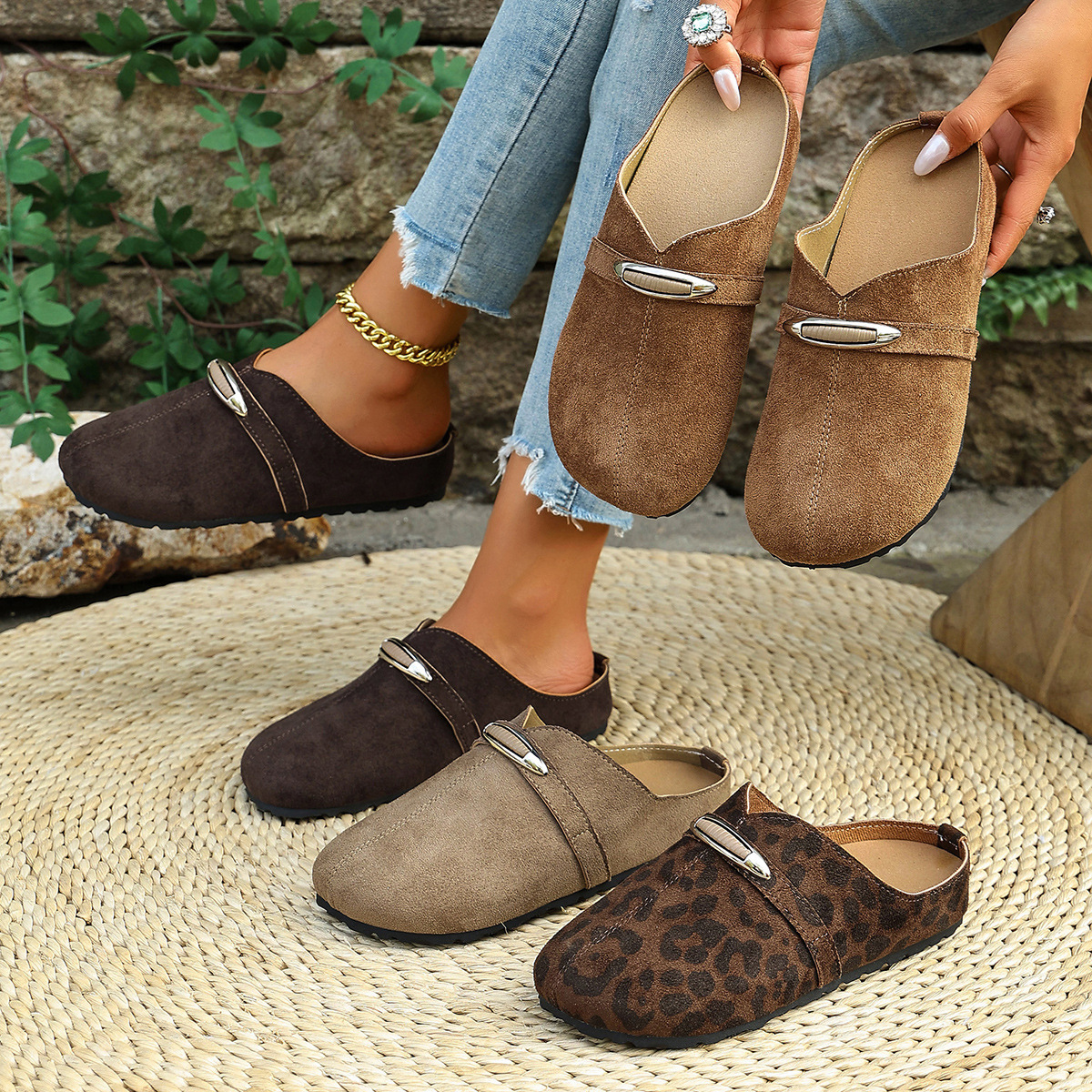 Round Toe Flats Slip-Ons