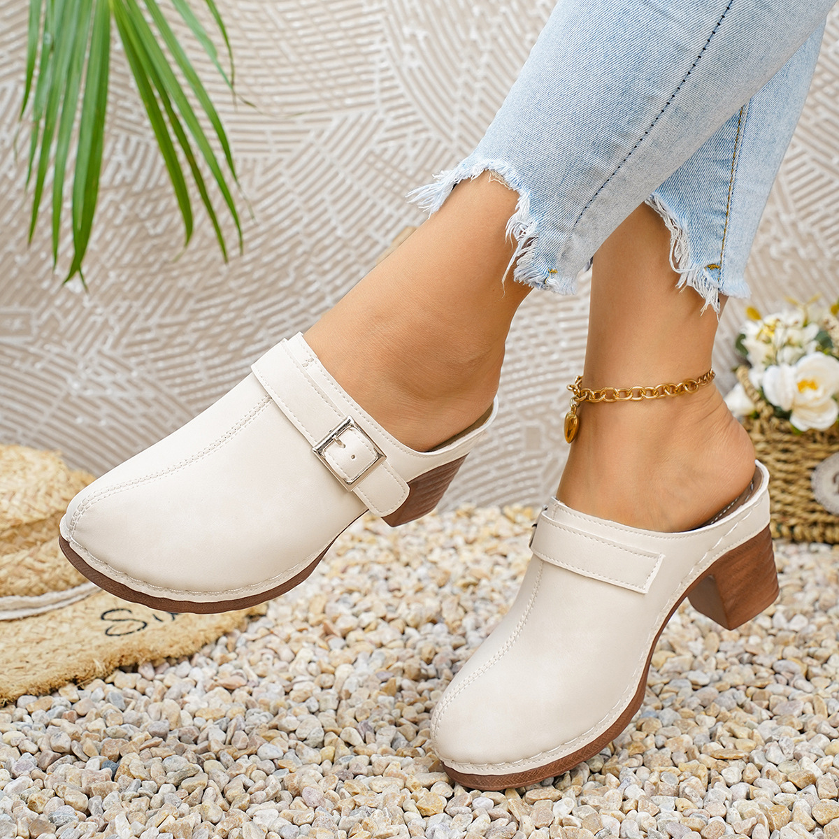 Round Toe Block Heels Sandals