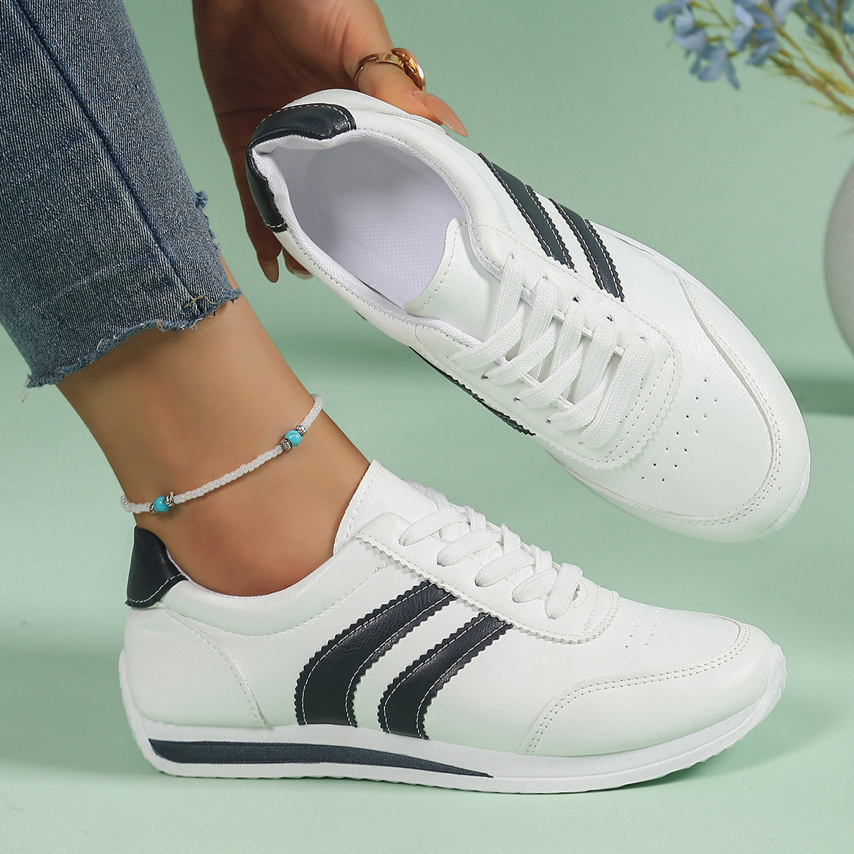 Round Toe Lace Up Sneakers