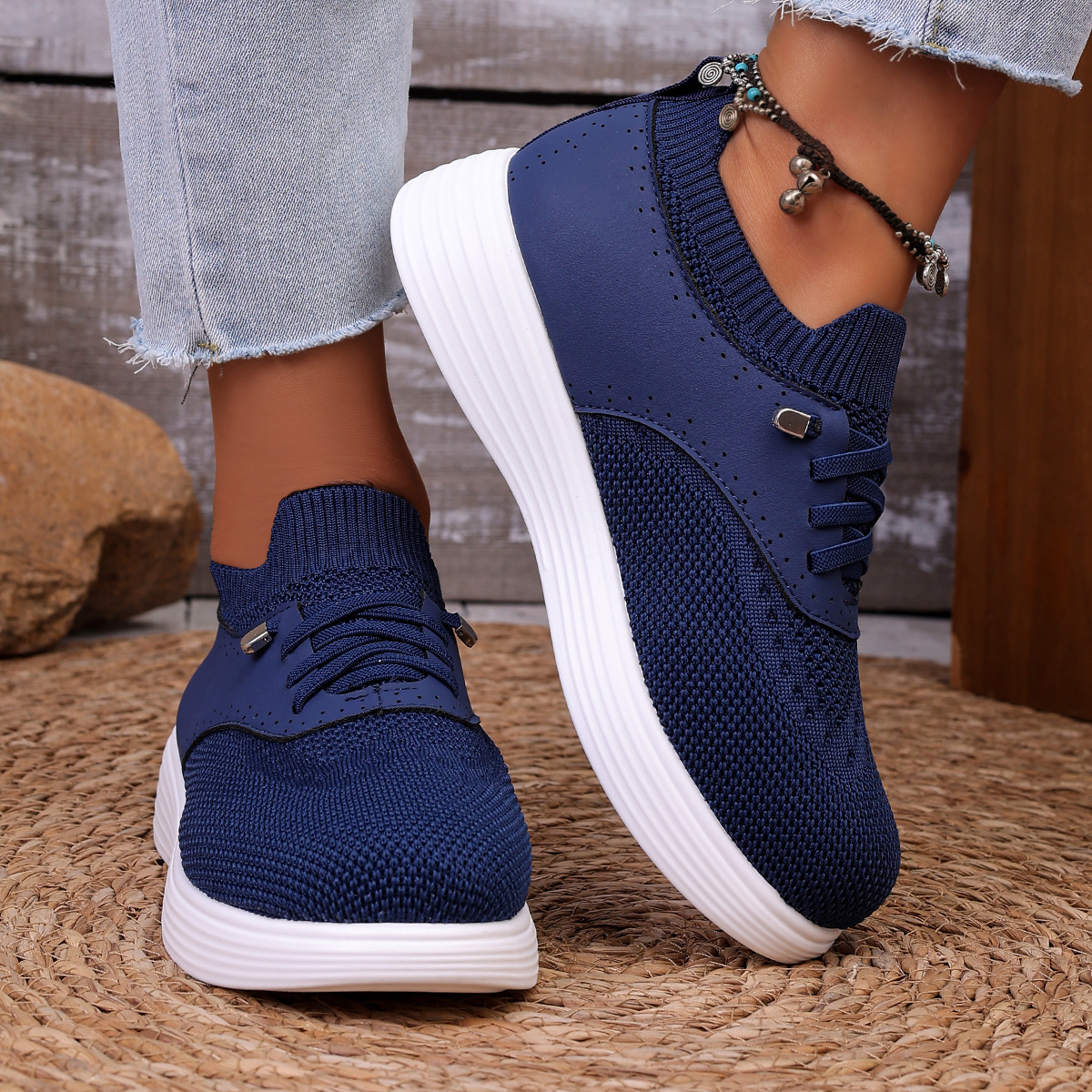 Round Toe Lace Up Sneakers