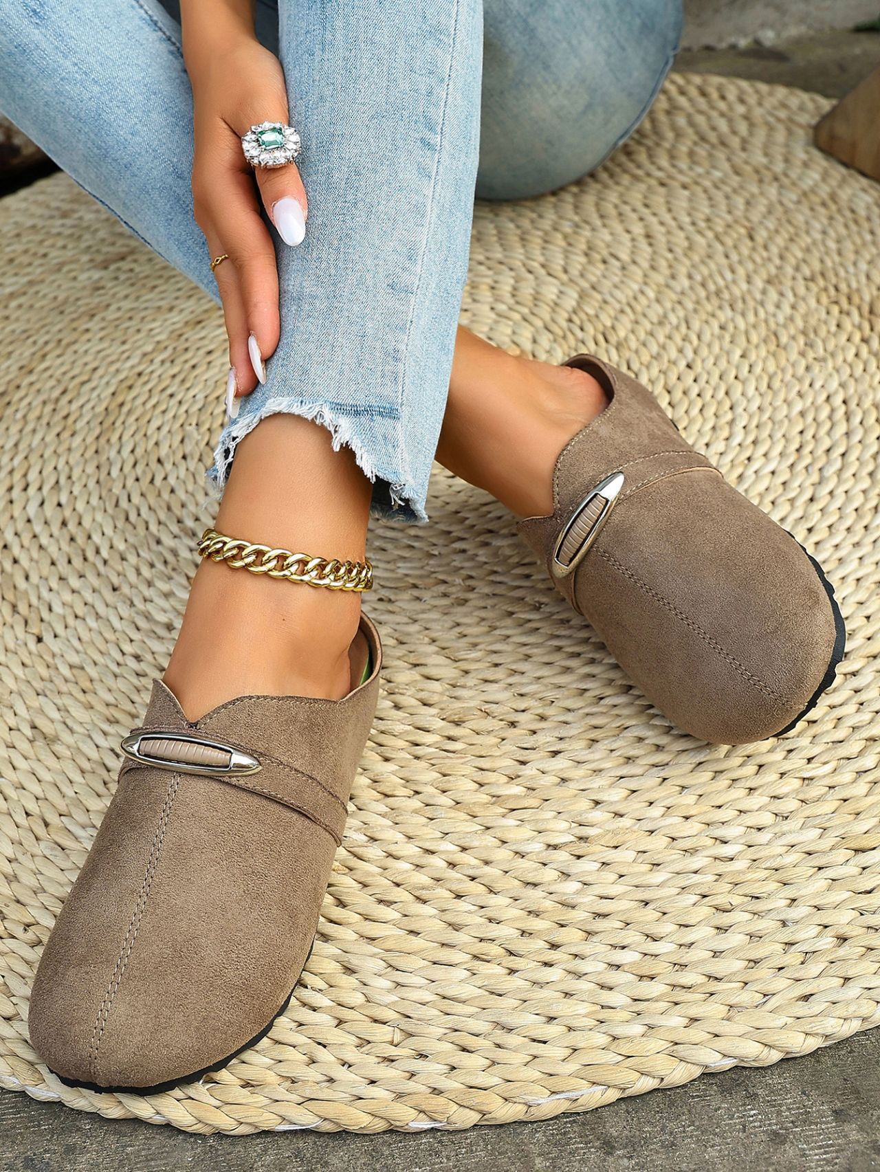 Round Toe Flats Slip-Ons