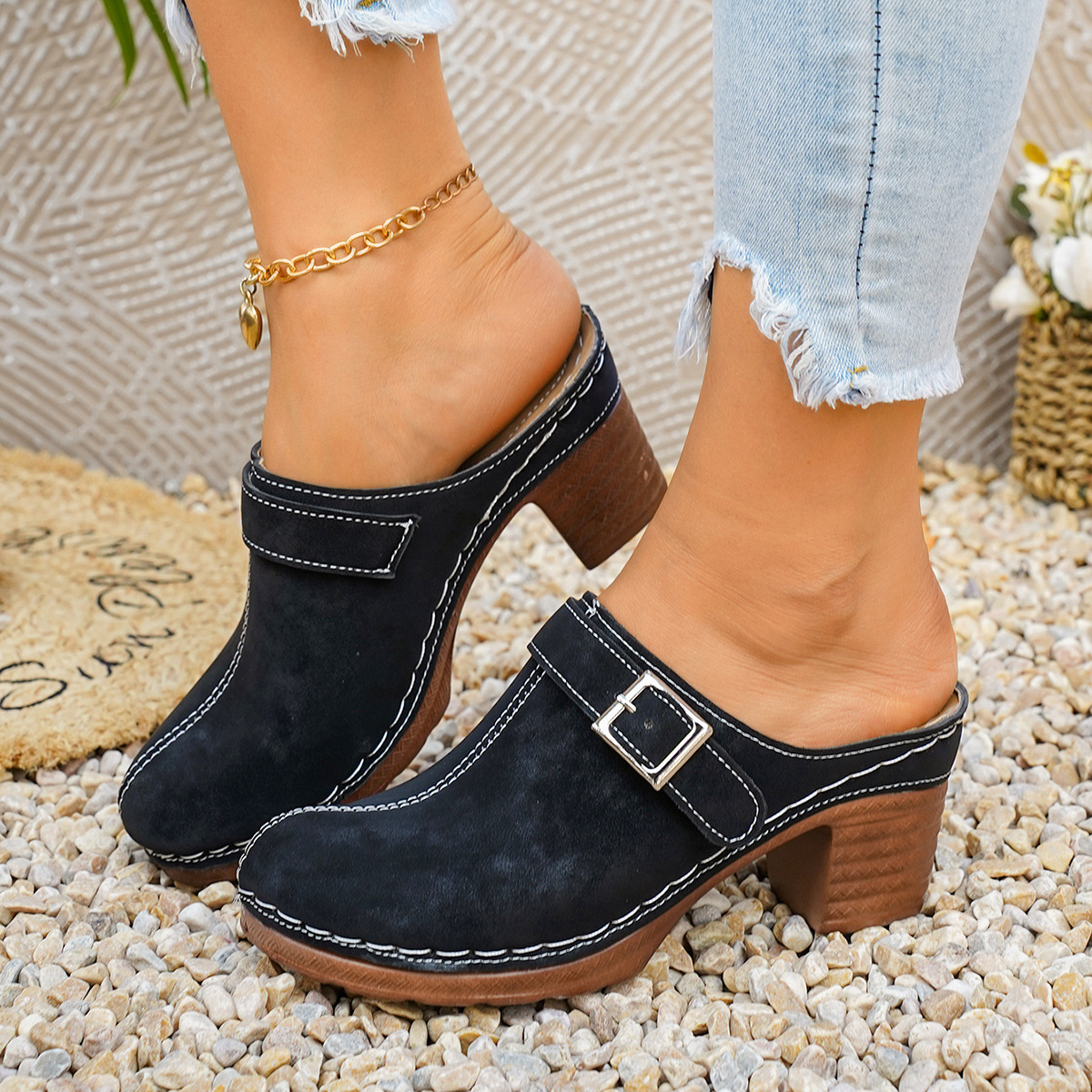Round Toe Block Heels Sandals