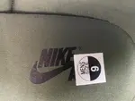 Air Jordan 1 Retro Low "Medium Olive" HQ6998-200