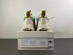Off-White c/o Virgil Abloh