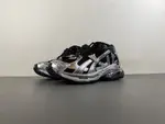 7.5 Balenciaga Runner 853225 WRNLD 1125