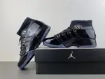 Air Jordan 17 Low “Black Patent”  IV7640-001