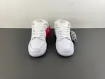 Supreme x Nike SB Dunk Low HQ8487-100