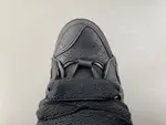 Lavin shoes