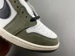 Air Jordan 1 Retro Low "Medium Olive" HQ6998-200
