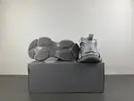 Balenciaga Triple S 2 'Gradient Grey' Balenciaga / sneakers / Balenciaga Triple S 865849 WTYR2G 1800