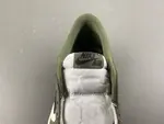Air Jordan 1 Retro Low "Medium Olive" HQ6998-200