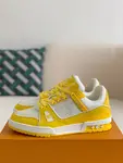 L*V TRAINER Sneakers