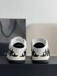 A*RI Sneakers