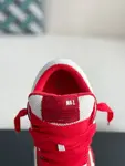 A*RI sneaker