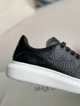 Alexander McQueen versatile Sneakers
