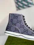 GU*IHigh-top shoes