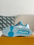 L*V SNEAKERS