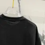 Green Pattern Embroidery T Shirt