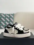 A*RI Sneakers