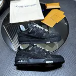 L*V TRAINER Sneakers