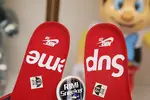 NIKE SB DUNK HIGH SUPREME BY ANY MEANS RED