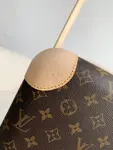 L*V Suitcase