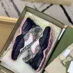 GU*IRetro Clunky Sneaker
