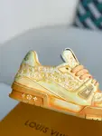 L*V SNEAKERS
