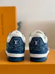 L*V TRAINER 1A8FN8 Sneakers