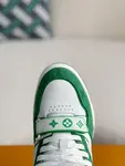 L*V TRAINER Sneakers