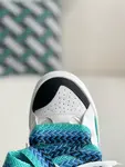 LA*N Sneaker
