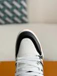 L*V TRAINER SNEAKERS