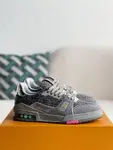 L*V SNEAKERS