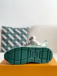 L*V Low-top running shoes