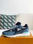 L*V Low-top running shoes