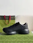 GU*IRetro Clunky Sneaker