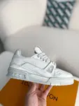 L*V SNEAKERS