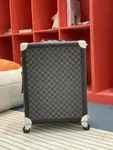 L*V Rolling Trunk