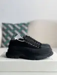 Alexander McQueen  Sneakers