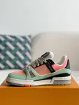 L*V TRAINER Sneakers