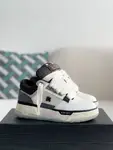 A*RI sneaker