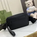 Gucci Crossbody Bags A range of men's bags in black rubber effect leather Model: 771293. Dimensions: 17* 24* 5cm