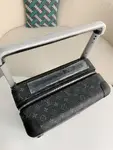 L*V suitcase