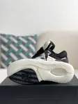 A*RI sneaker