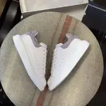 Alexander McQueen MQ Light gray veL*Vet tail Sneakers