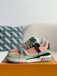 L*V TRAINER Sneakers