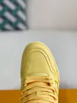 L*V SNEAKERS