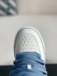 A*RI sneaker