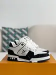 L*V SNEAKERS